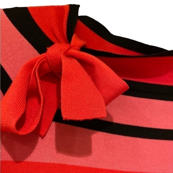 CARLISLE Women’s Bow Sweater - Picture 2 of 8